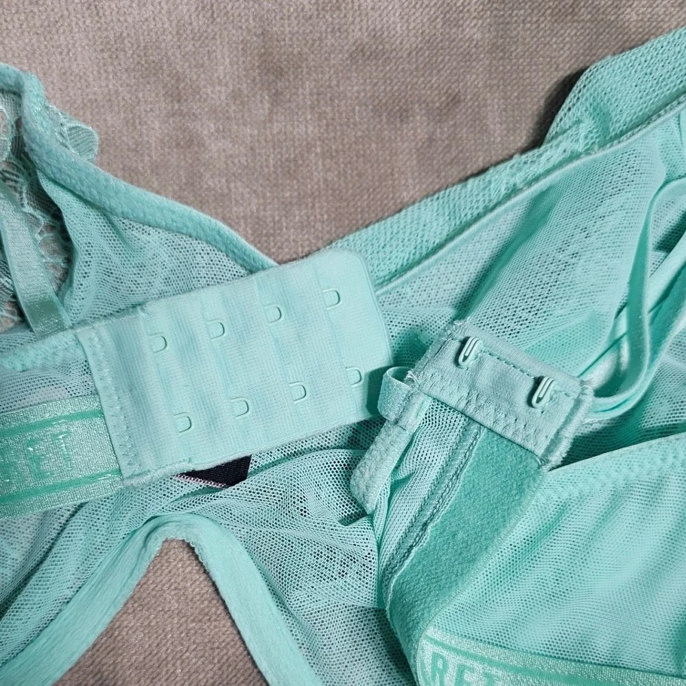 Victoria's Secret Mint Green Floral Lace High Neck Bra Underwire 34D New